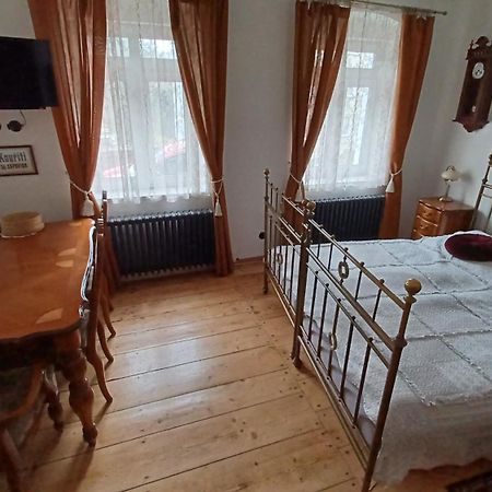 Zlata Leta - Apartmanovy Dum Jáchymov Eksteriør bilde